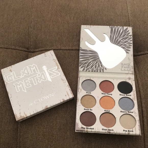 crown Other - Glam Metals eyeshadow palette by Crown pro.